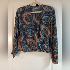 🫶 5 For $30 Ann Taylor Paisley Wrap Blouse - Navy and Coral